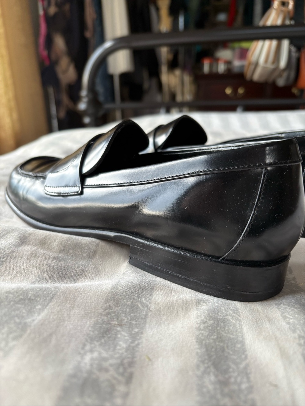 Donald J. Pliner Women’s Size 7M Black Leather Penny Loafers Made in Italy - Picture 2 of 7
